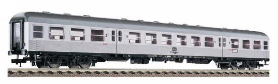 Passenger car 2nd class type Silberling<br /><a href='images/pictures/Kuehn/41360.jpg' target='_blank'>Full size image</a>